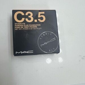 MAC Studio Fix Powder Plus Foundation C3.5
